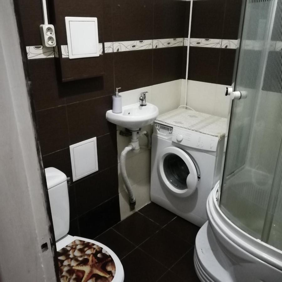 2К. Центр Возле Гуливера.Бассейная 10 Leilighet Kiev Eksteriør bilde