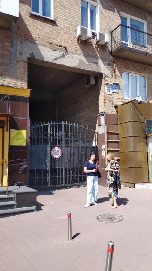 2К. Центр Возле Гуливера.Бассейная 10 Leilighet Kiev Eksteriør bilde